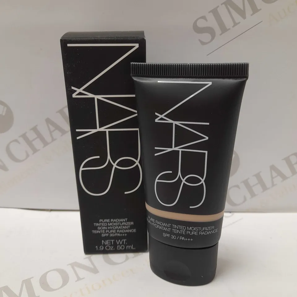NARS PURE RADIANT TINTED MOISTURIZER 50ML SPF30 - MEDIUM 2