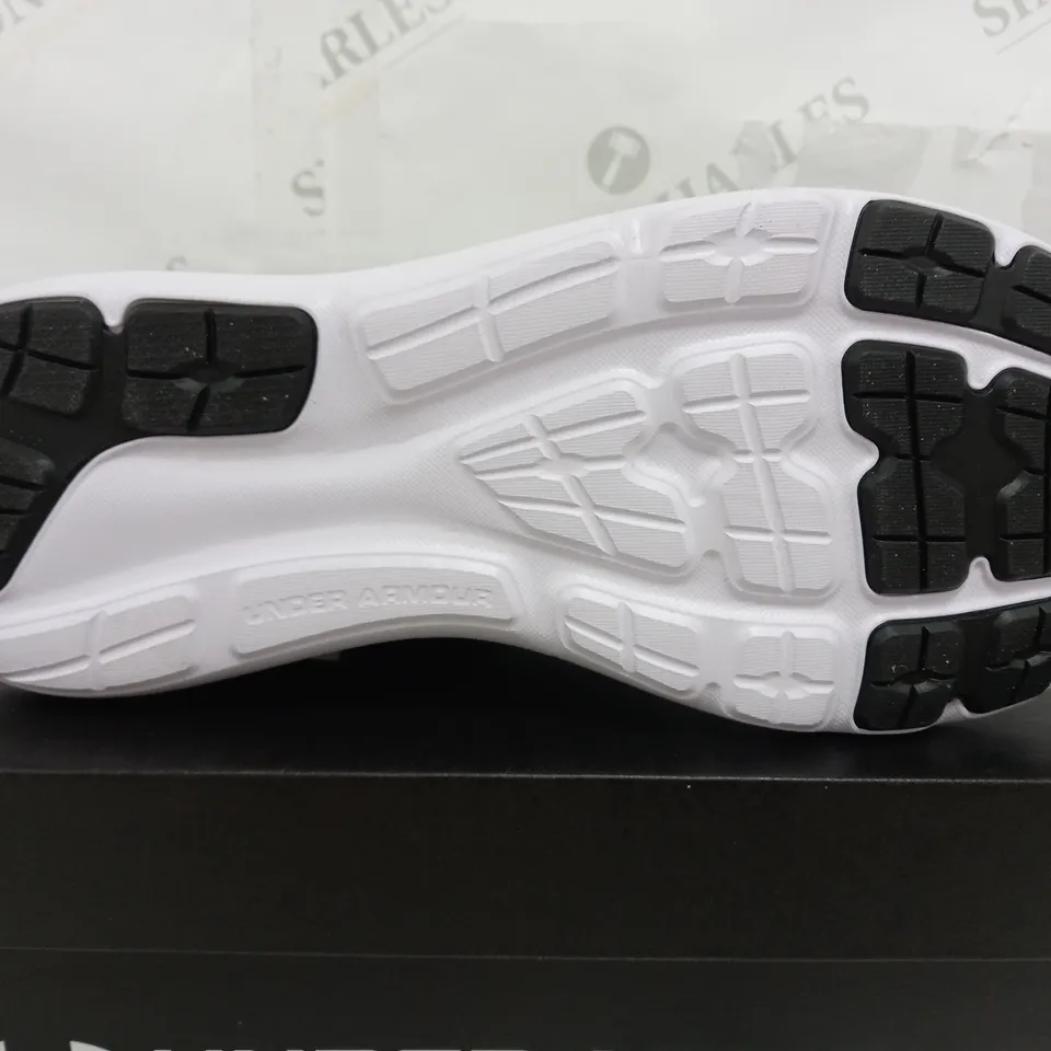BOXED PAIR OF UNDER ARMOUR UA SURGE 3 TRAINERS IN WHITE - UK 11