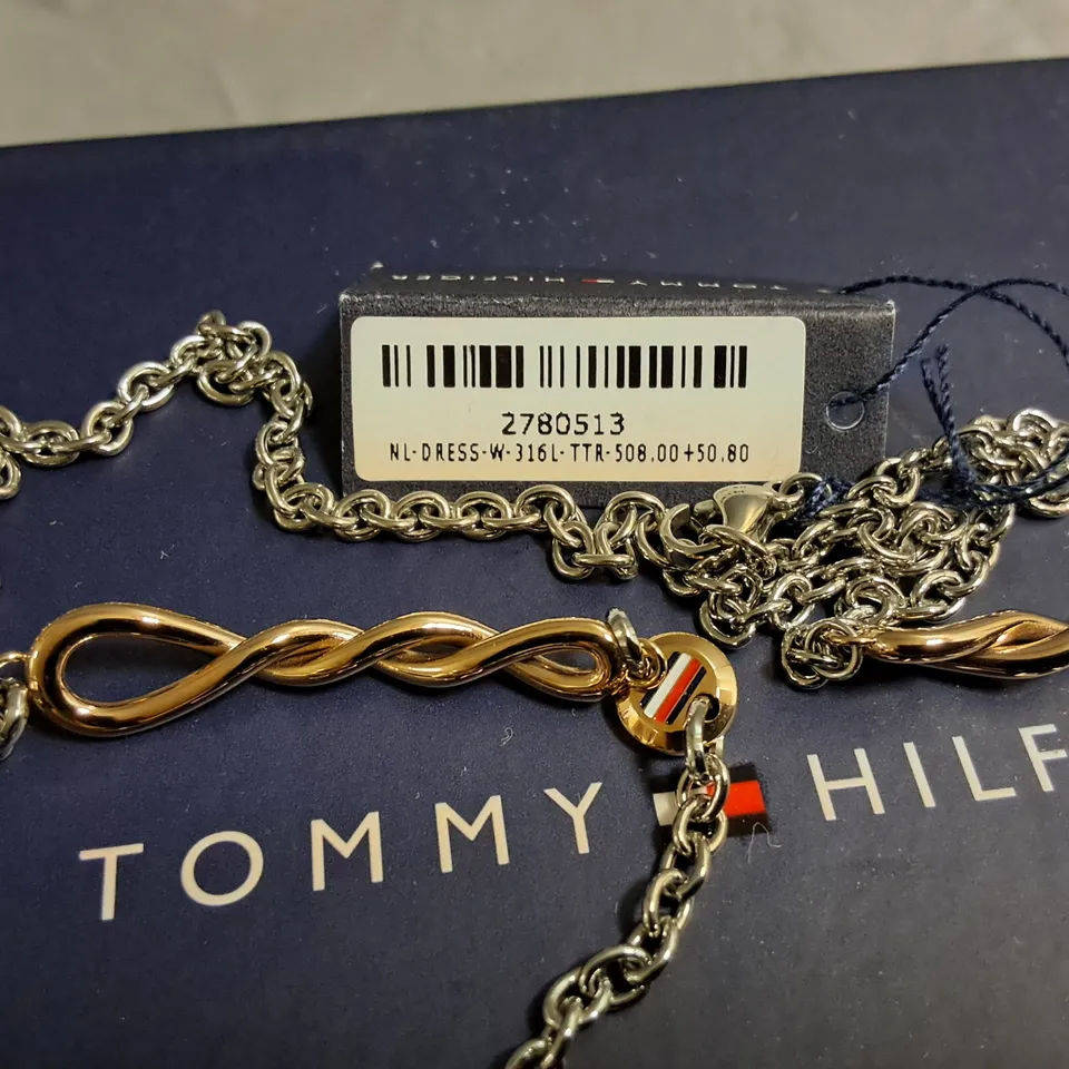 TOMMY HILFIGER TWIST THEMED NECKLACE