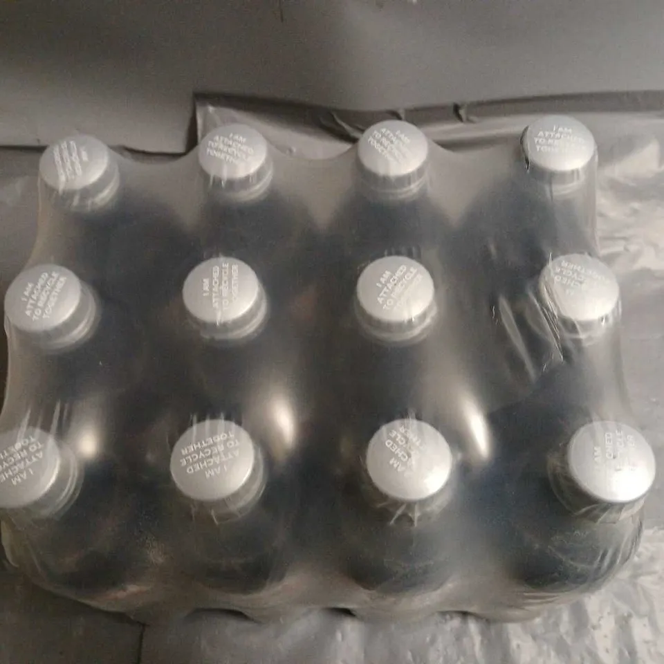 12-PACK OF 500ML DIET COKES