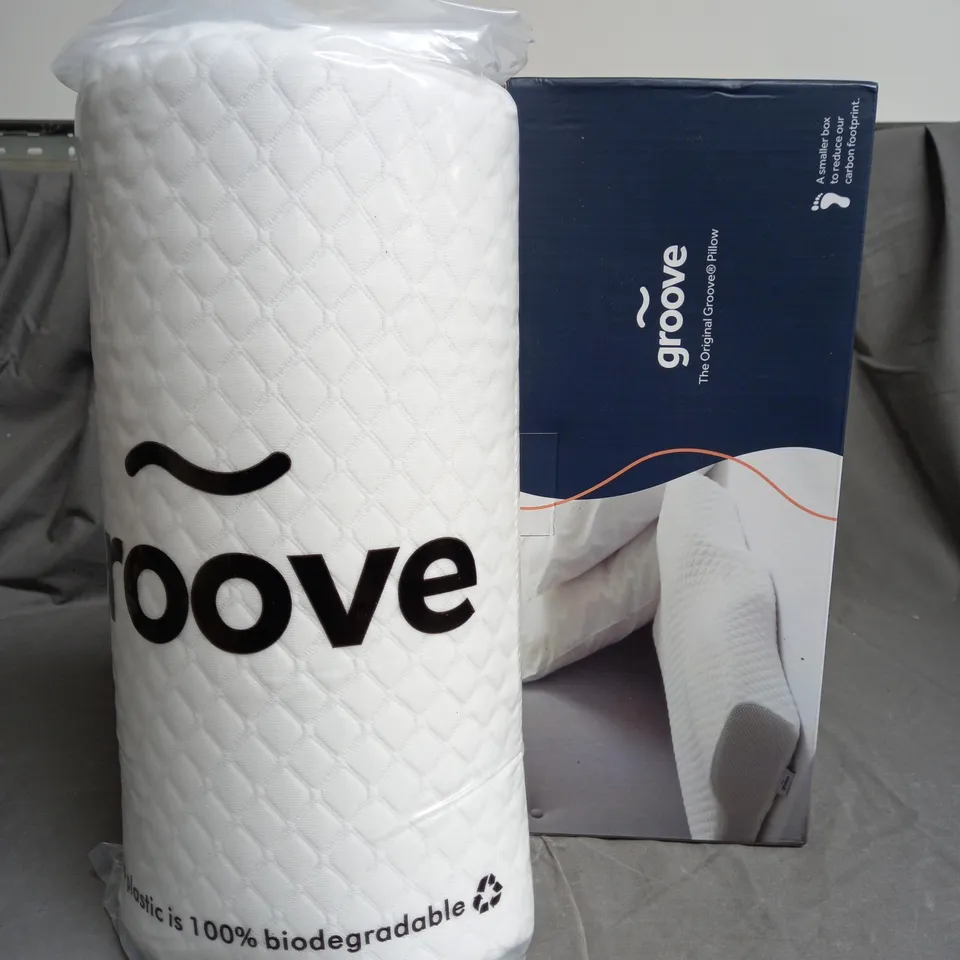 BOXED GROVE ORIGINAL GROOVE PILLOW 