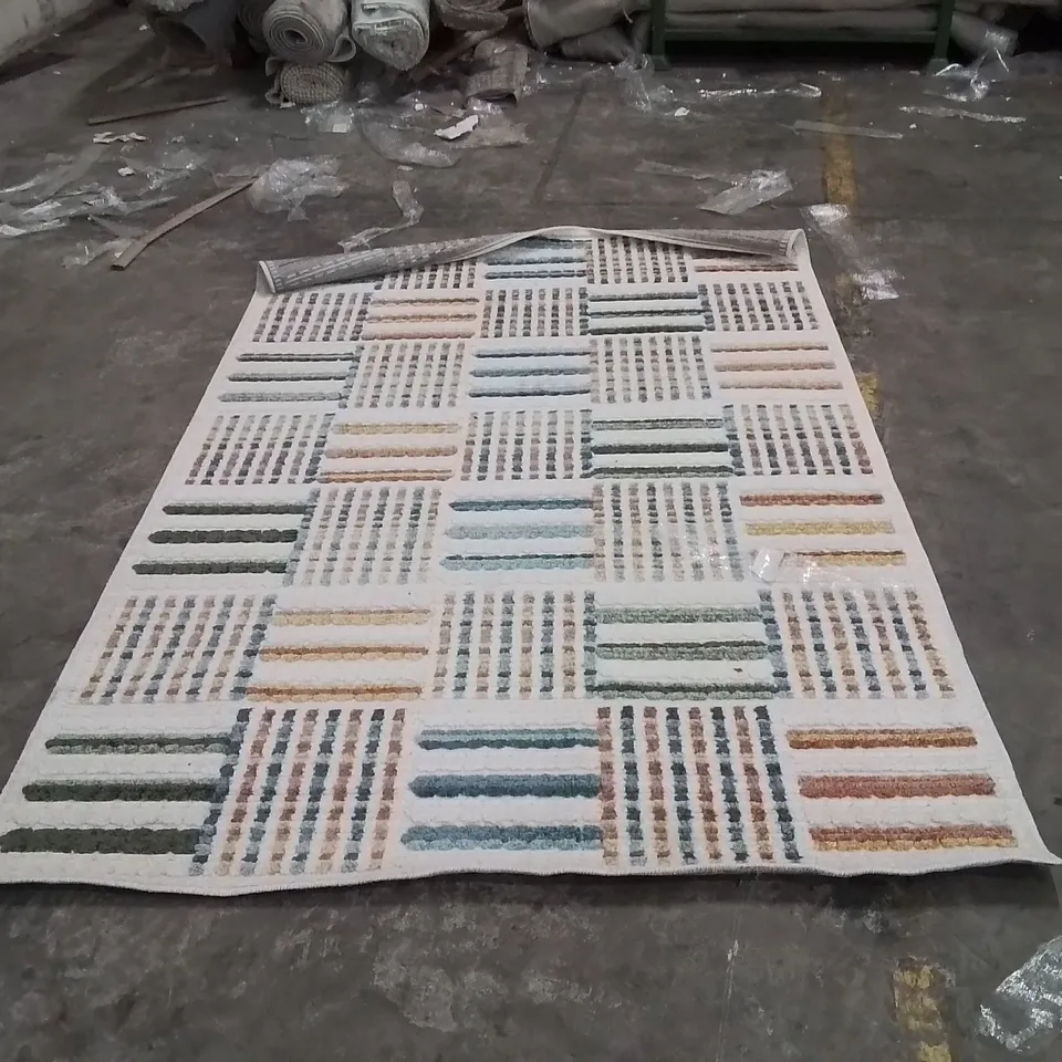 QUALITY DESIGNER AREA RUG - APPROXIMATELY 235X160