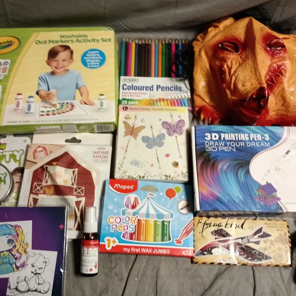 LARGE QUANTITY OF ASSORTED TOYS, CRAFT AND PARTY ITEMS TO INCLUDE CRAYOLA ACTIVITY SET, 3D PEN AND FLYING BIRD