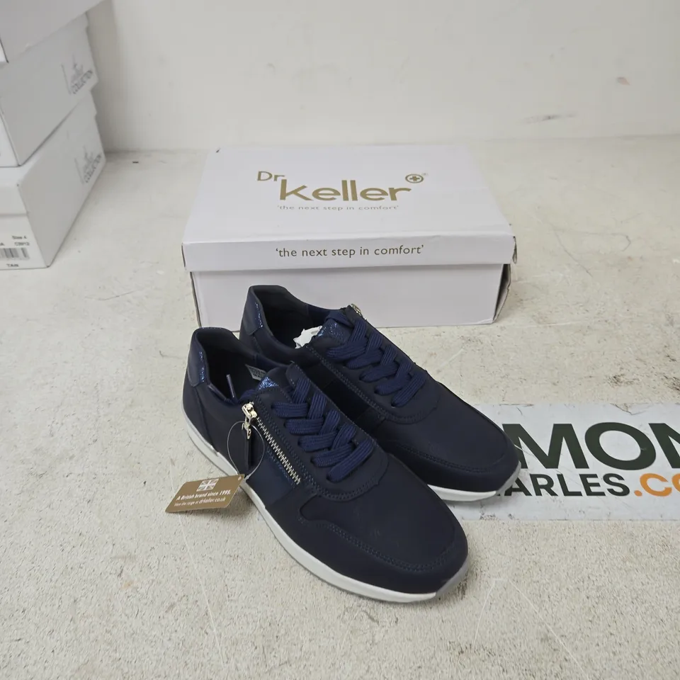 DR KELLER MARTINA NAVY TRAINERS – UK SIZE 6