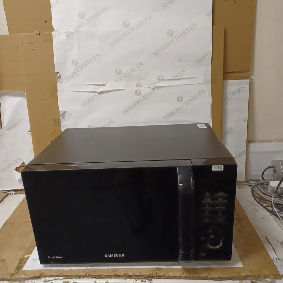 SAMSUNG SMART OVEN