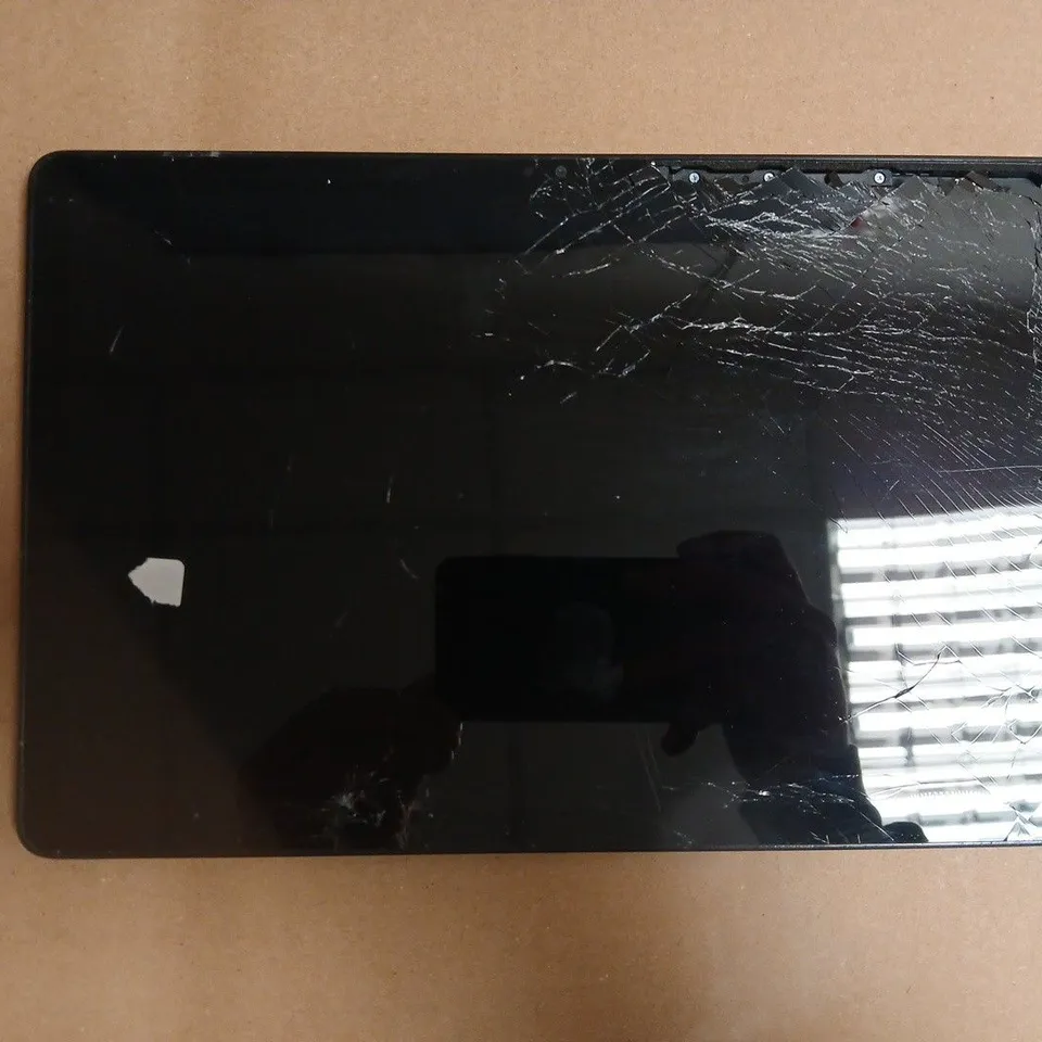 SAMSUNG TABLET - MODEL UNSPECIFIED