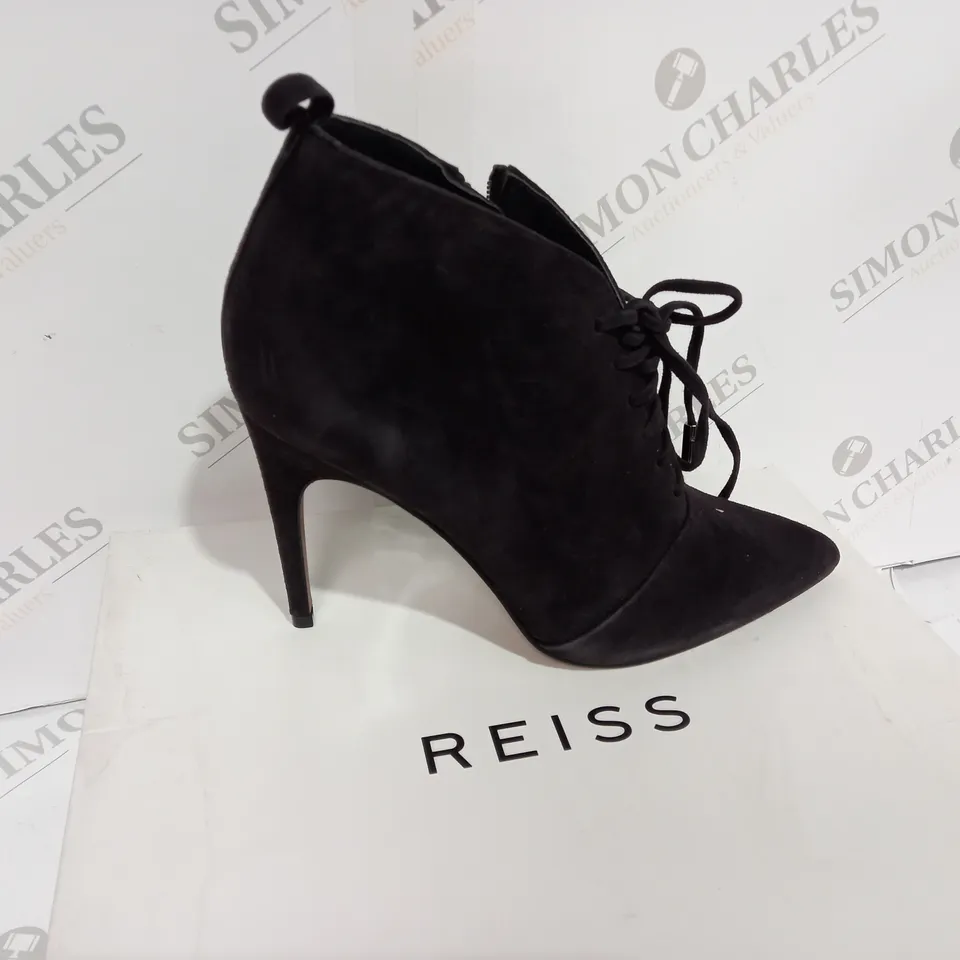 BOXED REISS SUEDE CHOCOLATE BOOT HEELS - SIZE 6
