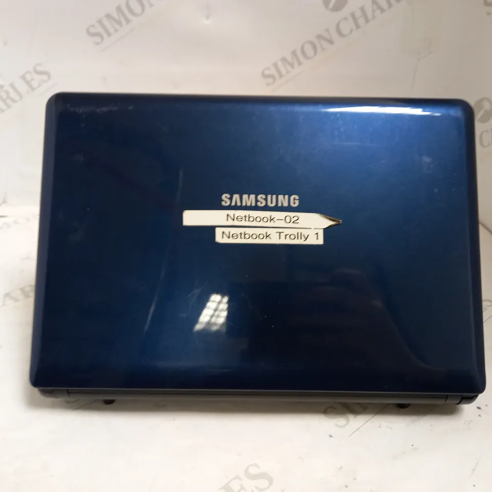 SAMSUNG NP-N140 10" NETBOOK