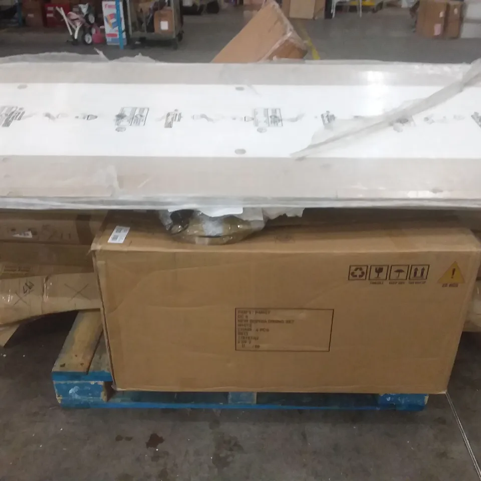 PALLET OF ASSORTED FURNITURE PARTS 