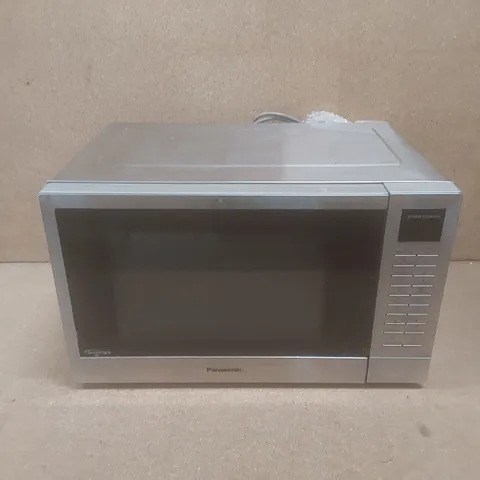 BOXED PANASONIC NN-ST48KS STAINLESS MICROWAVE OVEN 