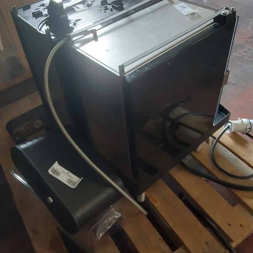 FRANKE FM750 COMMERCIAL COFFEE MACHINE AND ATTACHED COOLING UNIT