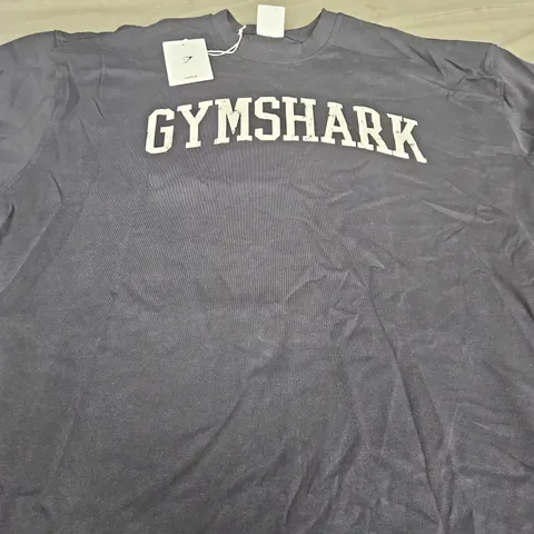 GYMSHARK COLLEGIATE TEE - SIZE M