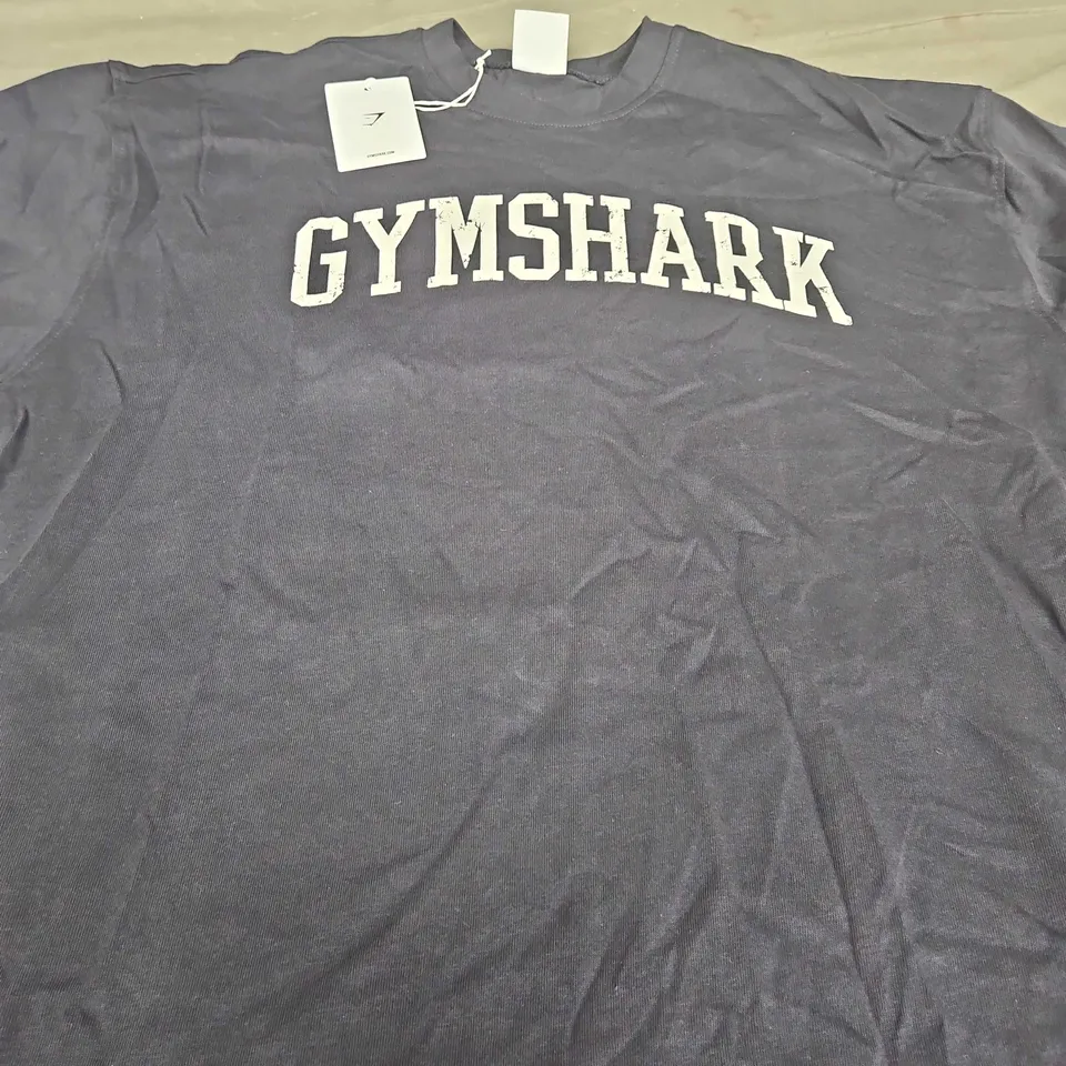 GYMSHARK COLLEGIATE TEE - SIZE M 