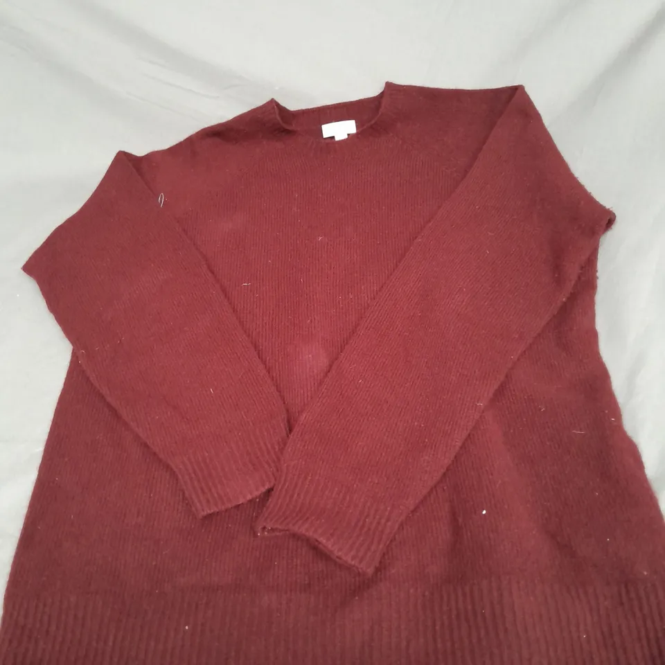 SUNSPEL KNIT SWEATER IN WINE RED SIZE M