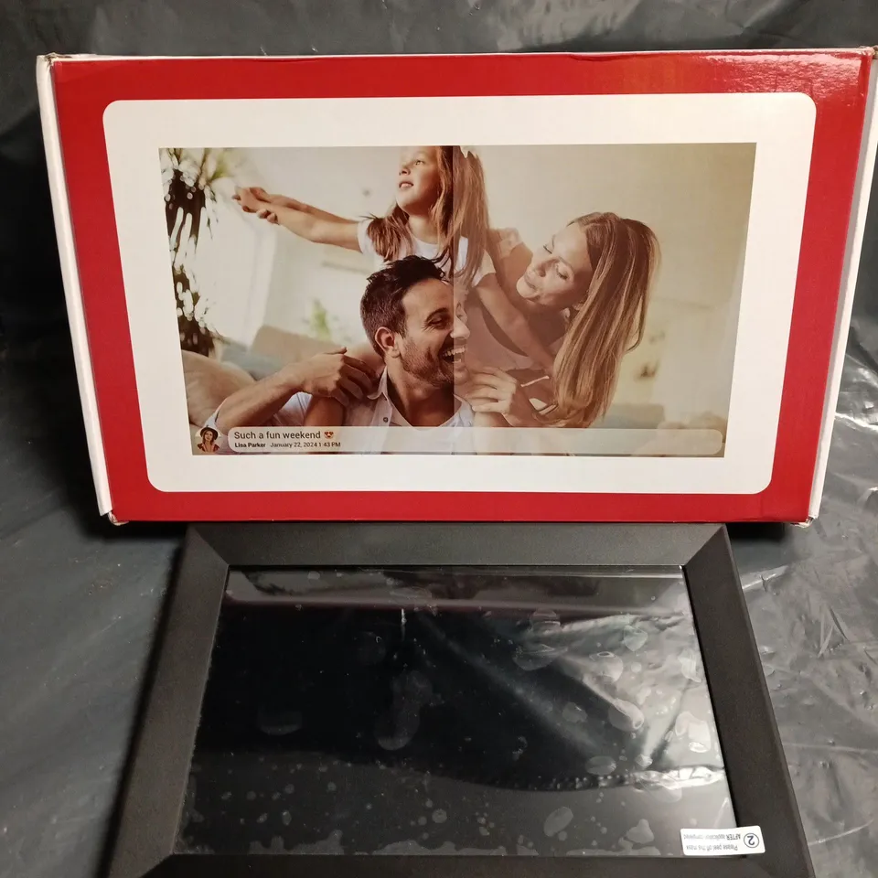 BOXED SMART WI-FI DIGITAL PHOTO FRAME 