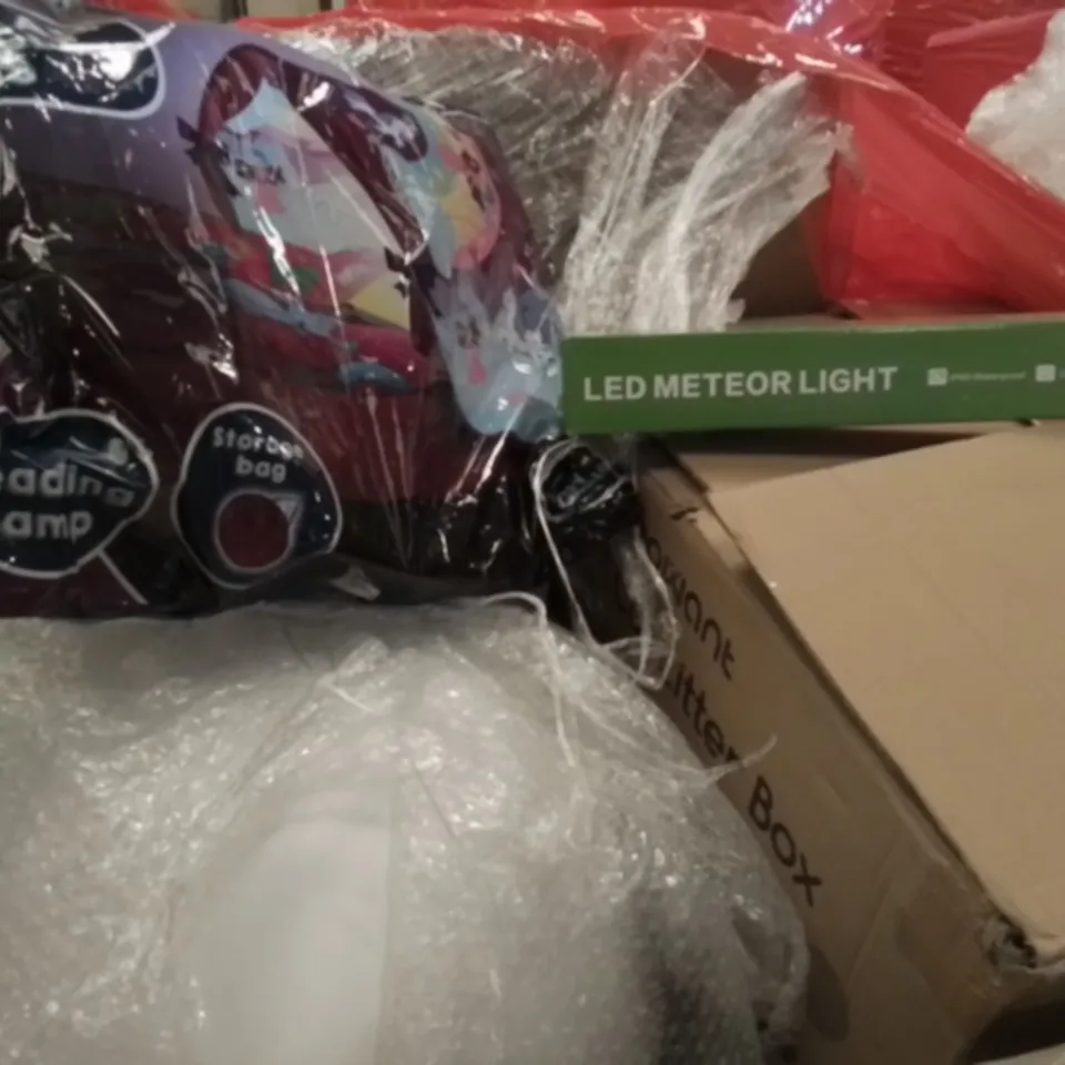 PALLET OF ASSORTED ITEMS INCLUDING LED METEOR LIGHT, POP UP KIDS TENT, SMART CAT LITTER BOX