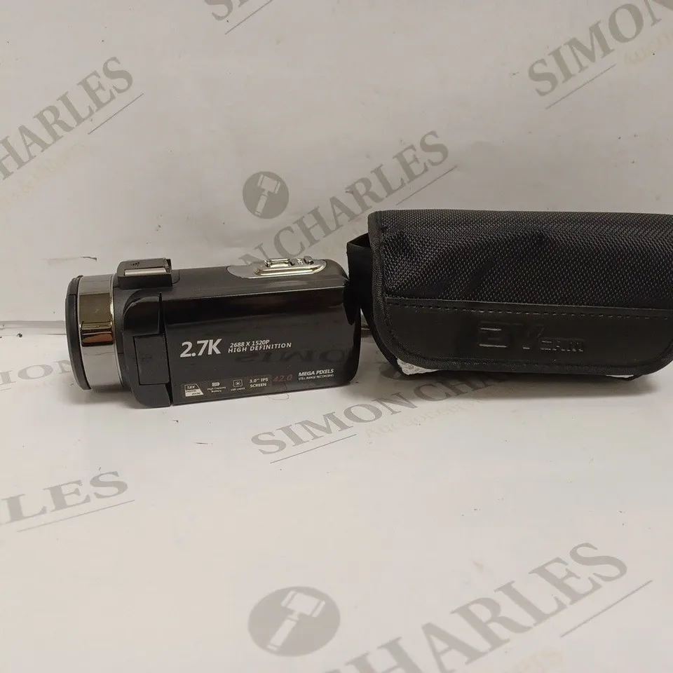 BOXED HD 2.7K CAMCORDER. 