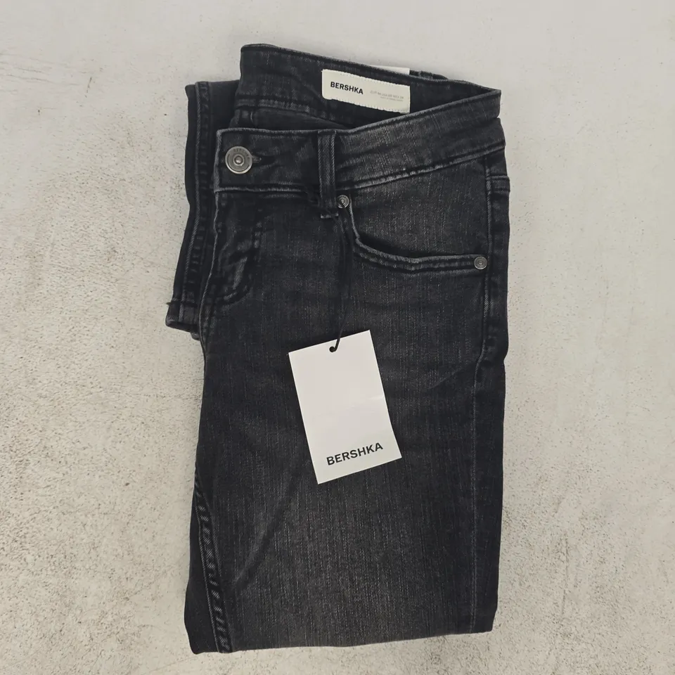 BERSHKA BOOTCUT SLIM PETITE JEANS IN WASHED BLACK SIZE UK 6