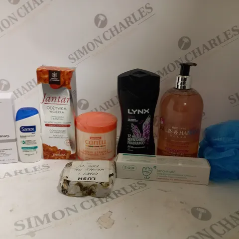 BOX OF ASSORTED COSMETIC ITEMS TO INCLUDE SHOWER GELS, SOAPS AND TOOTHBRUSHES