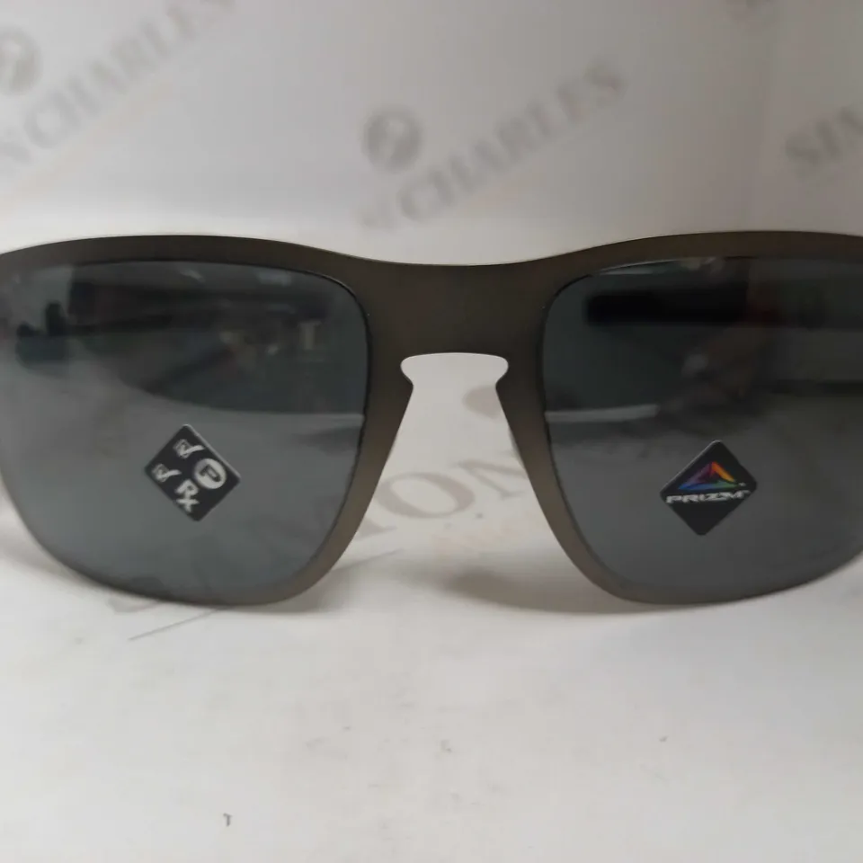 OAKLEY HOLBROOK TI SATIN CHROME SQUARE SUNGLASSES RRP £213