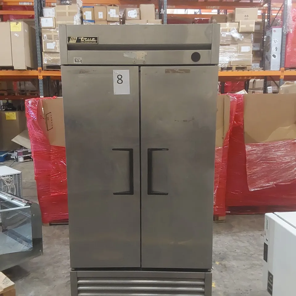 TRUE T-35 COMMERCIAL UPRIGHT REFRIGERATOR