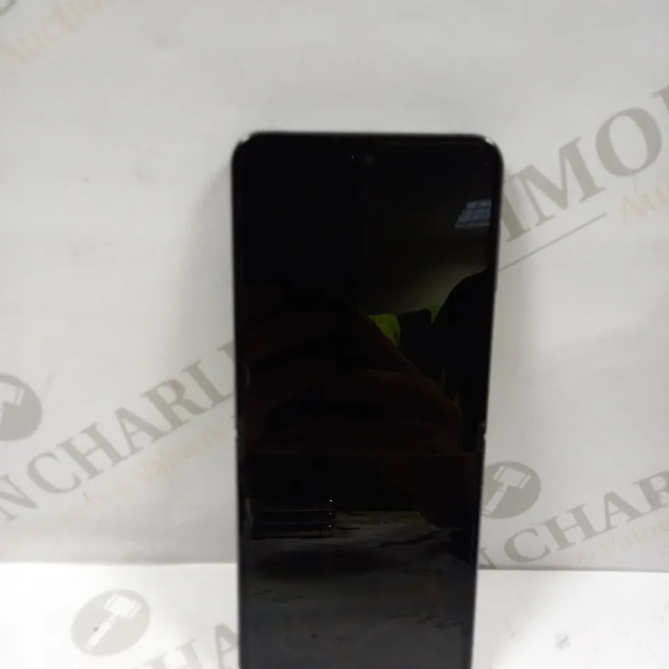 SAMSUNG GALAXY Z FLIP 4 SMARTPHONE