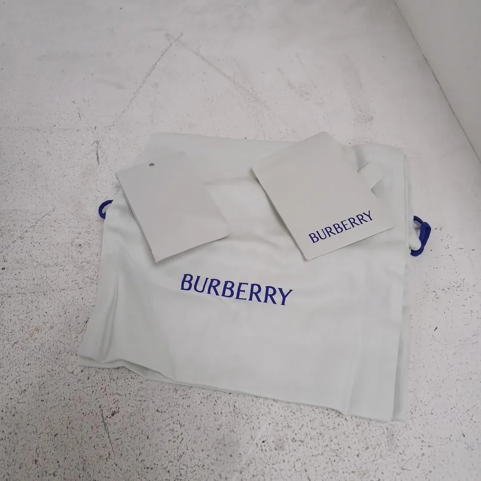 BURBERRY LEATHER QUILTED MULES – COLOUR SOAP, UK 7 (EU 40)