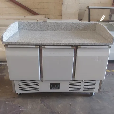 BLIZZARD BCC3PZBAXX COMMERCIAL 3 DOOR PIZZA PREP TABLE