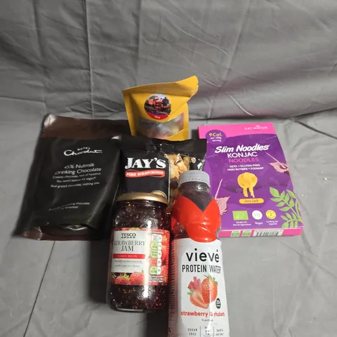 APPROXIMATELY 5 ASSORTED FOOD &DRINK ITEMS TO INCLUDE - HOTEL CHOCOLAT, PORK SCRATCHINGS AND SLIM NOODLES  - COLLECTION ONLY