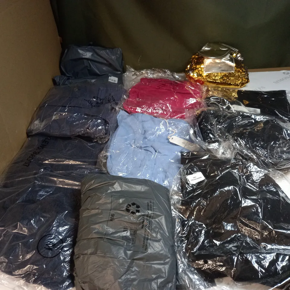 BAG OF APPROX 10 ASSORTED CLOTHING ITEMS TO INCLUDE - MAISON DE NIMES - EMELIA