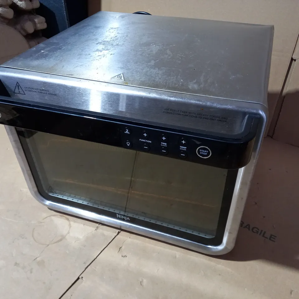 NINJA FOODI COUNTERTOP MULTIFUNCTION OVEN