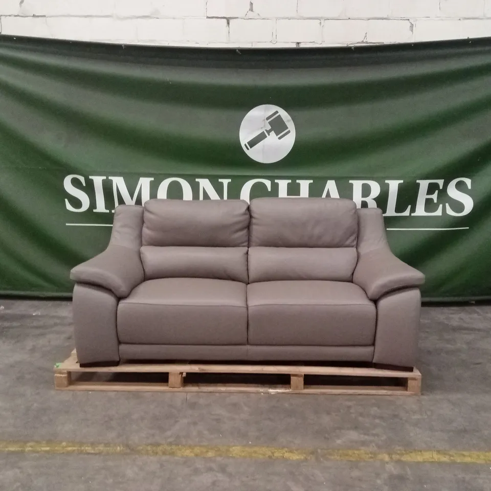 QUALITY DESIGNER ITALIAN MADE DEGANO 3 SEATER LEATHER SOFA