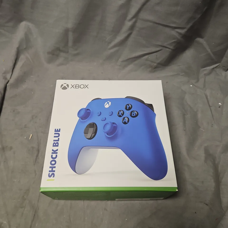 XBOX WIRELESS CONTROLLER – SHOCK BLUE, BOXED