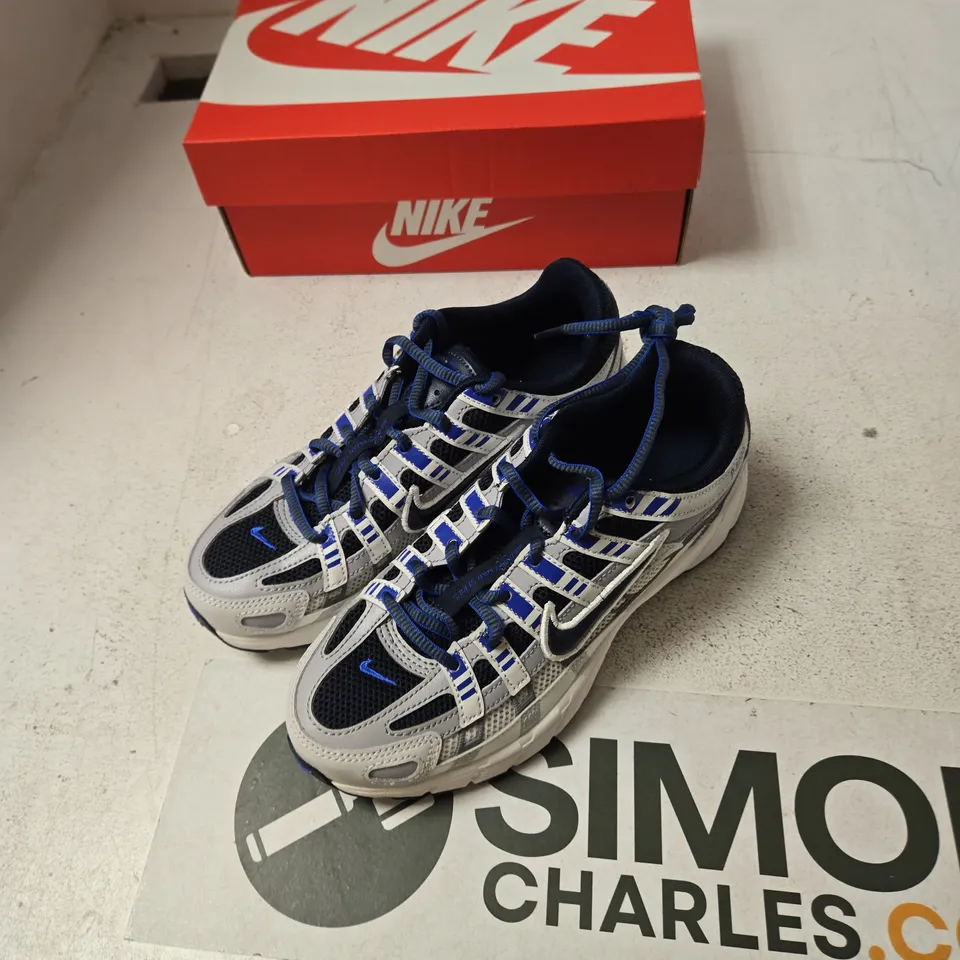 NIKE P-6000 (GS) YOUTH TRAINERS – WOLF GREY/BLUE ECLIPSE – UK 3.5