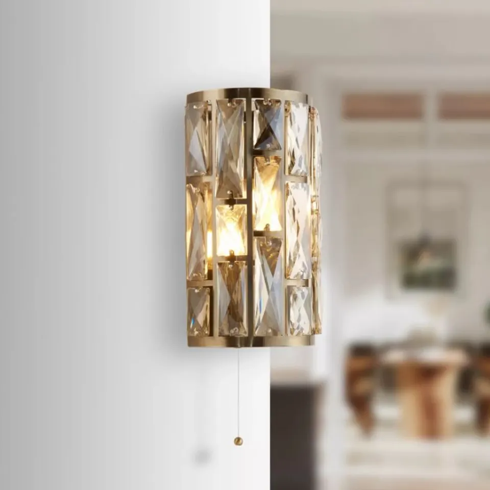 BOXED SEARCHLIGHT BIJOU 2LT WALL LIGHT - ANTIQUE BRASS & CHAMPAGNE GLASS