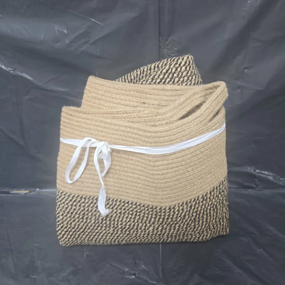 XL BUCKET STORAGE BASKET