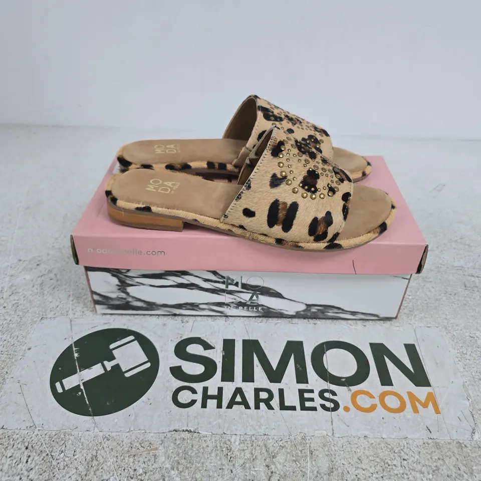 BOXED PAIR OF MODA IN PELLE FERULA LEOPARD PRINT FLAT STUDDED MULE - SIZE 40