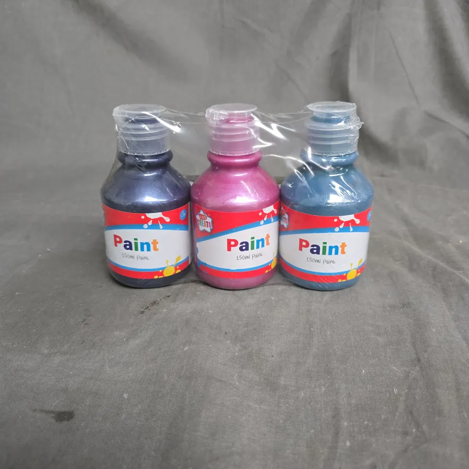 CAGE CONTAINING A LARGE QUANTITY OF KIDS TOYS AND GAMES TO INCLUDE KINETIC SAND, TRANSFORMERS FIGURE, HAPELLO LEARNING PAD, ASSORTED PAINTS, ASSORTED ANIMAL TOYS ETC