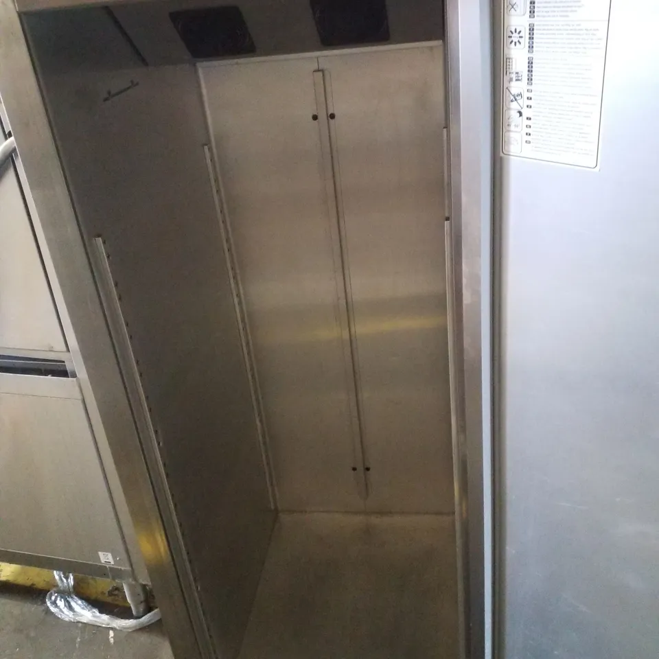 FOSTER XR600H UPRIGHT FRIDGE