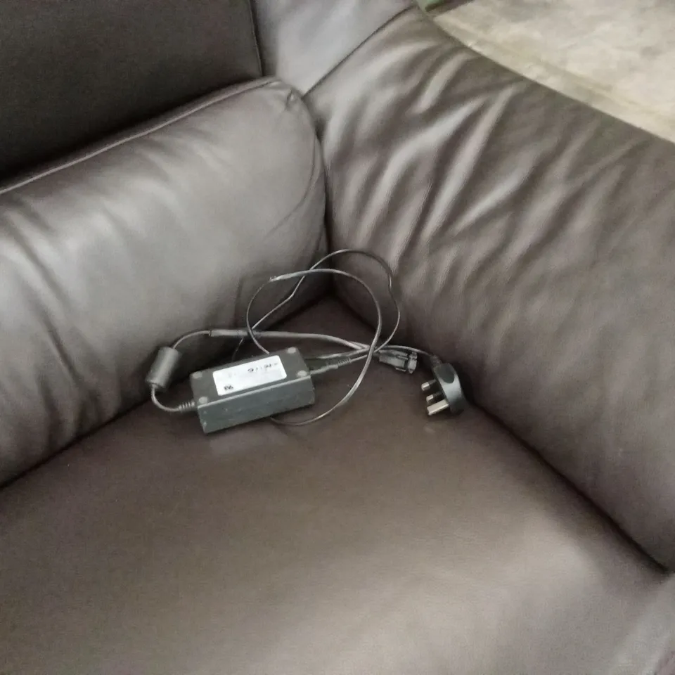 QUALITY DESIGNER ITALIAN MADE DEGANO 3 SEATER ELECTRIC RECLINER SOFA - DARK BROWN LEATHER