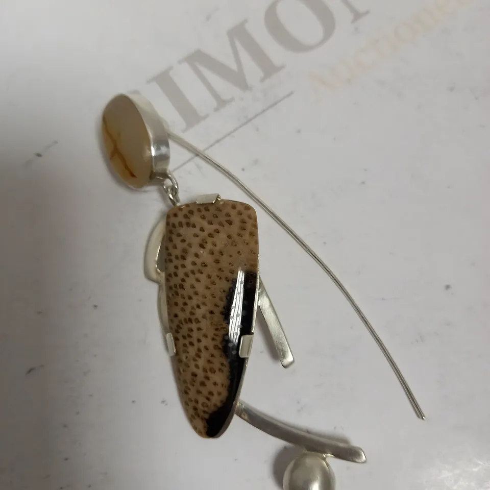 SILVER AND STONE SINGLE EARRING