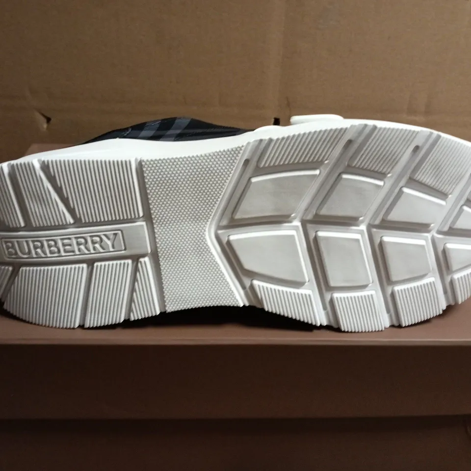 BOXED PAIR OF BURBERRY CHECK PATTERN SNEAKERS – UK SIZE 10
