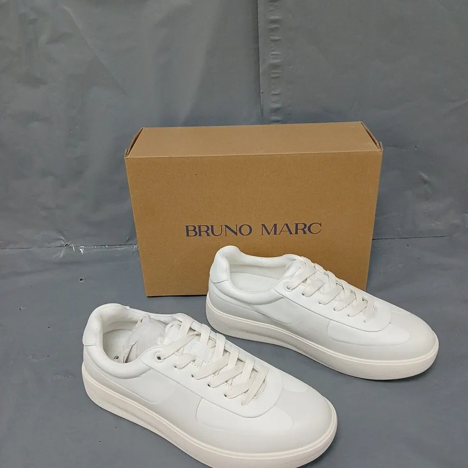 BOXED PAIR OF BRUNO MARC WHITE TRAINER UK 7