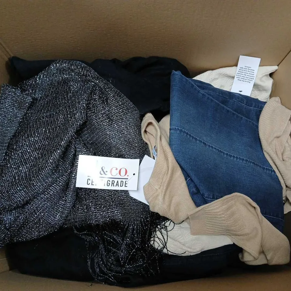 BOX OF APPROXIMATELY 15 ASSORTED CLOTHING ITEMS IN VARIOUS STYLES, COLOURS AND SIZES 