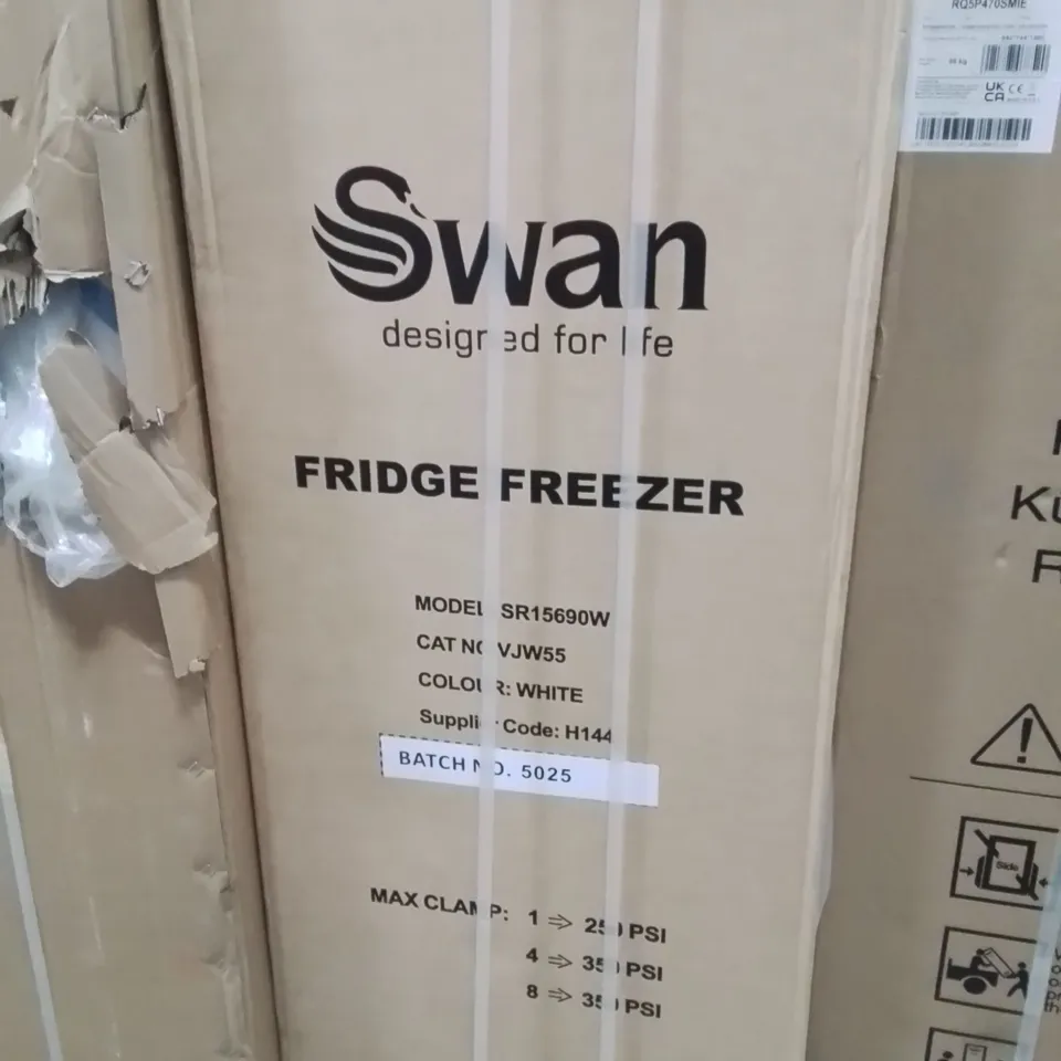 SWAN SR15690W 48CM WIDE, 144CM HIGH, 50/50 SPLIT COMPACT FRIDGE FREEZER - WHITE