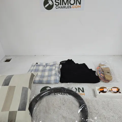 BOX OF APPROXIMATELY 10 ASSORTED ITEMS INCLUDING SOME SUNGLASSES, SOME SANDALS AND A BLACK KNITTED TOP