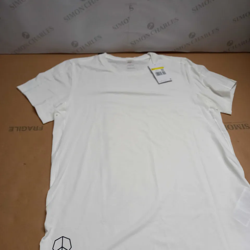 NIKE YOGA T-SHIRT SIZE S