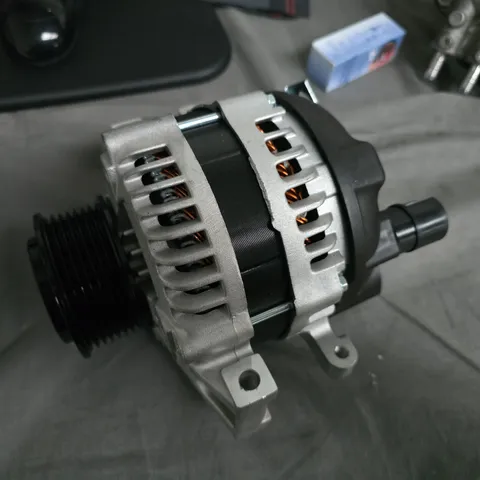 CAR ALTERNATOR WITH PULLEY – USED