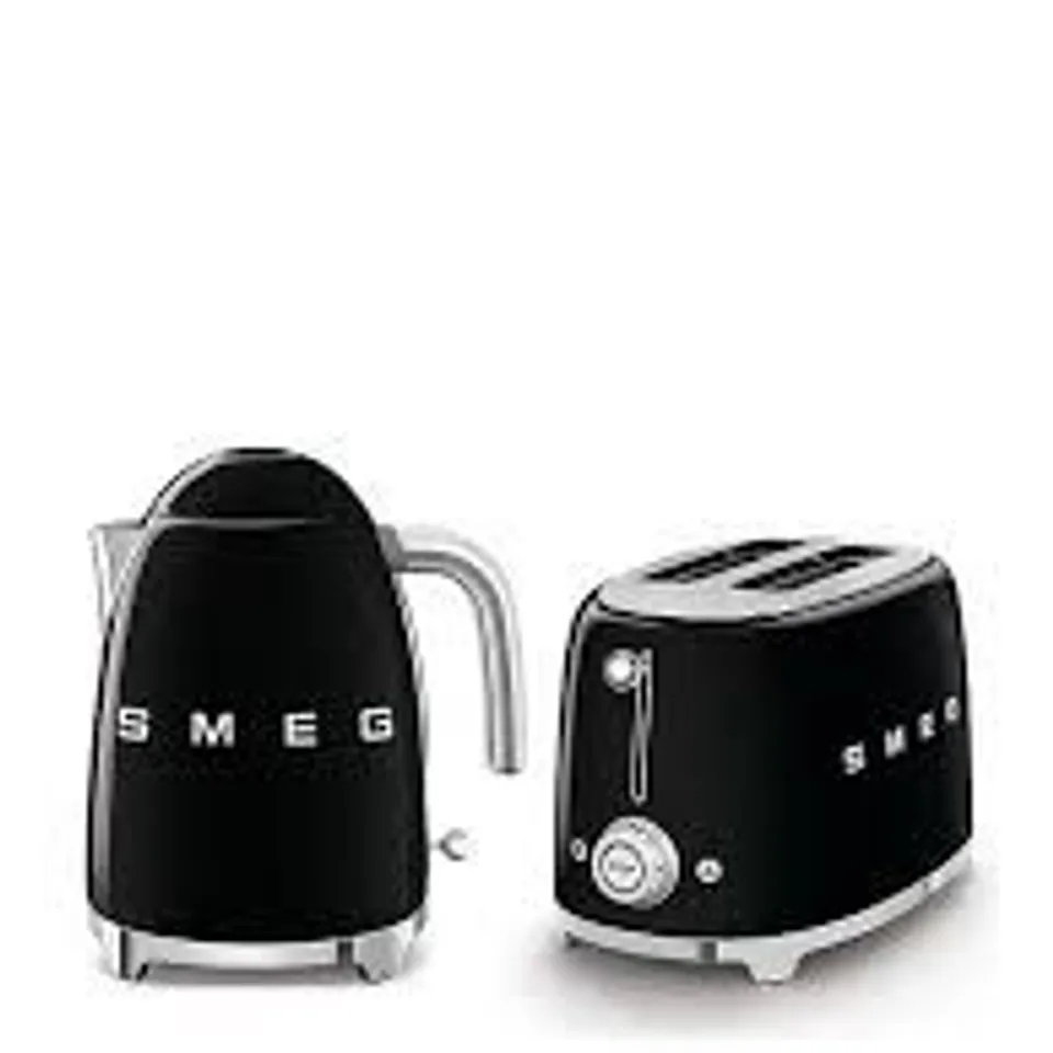 SMEG 50'S STYLE KETTLE AND 2 SLICE TOASTER