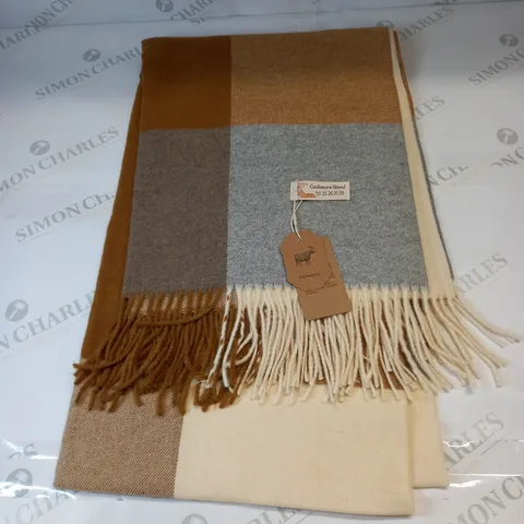 CASHMERE BLEND SCARF IN CHECK PATTERN